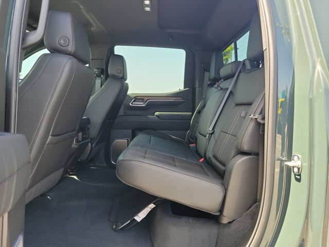 Used 2026 Chevrolet Silverado 1500 High Country AWD/4WD image 10