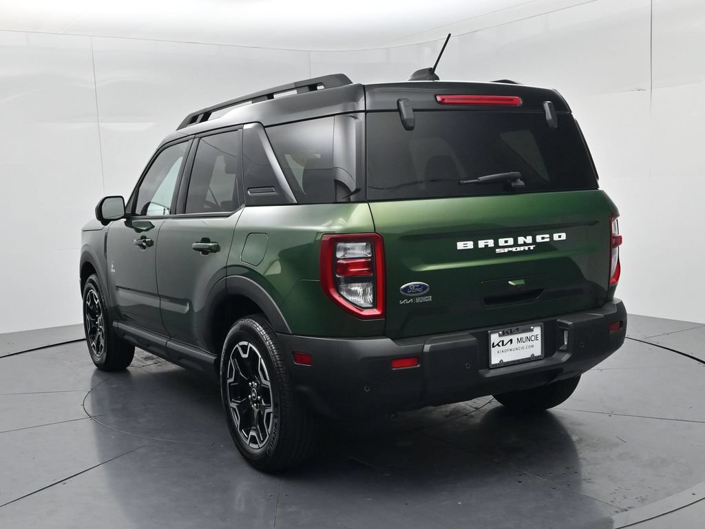 Used 2025 Ford Bronco Sport Outer Banks w/ Outer Banks Tech Package+ AWD/4WD image 6