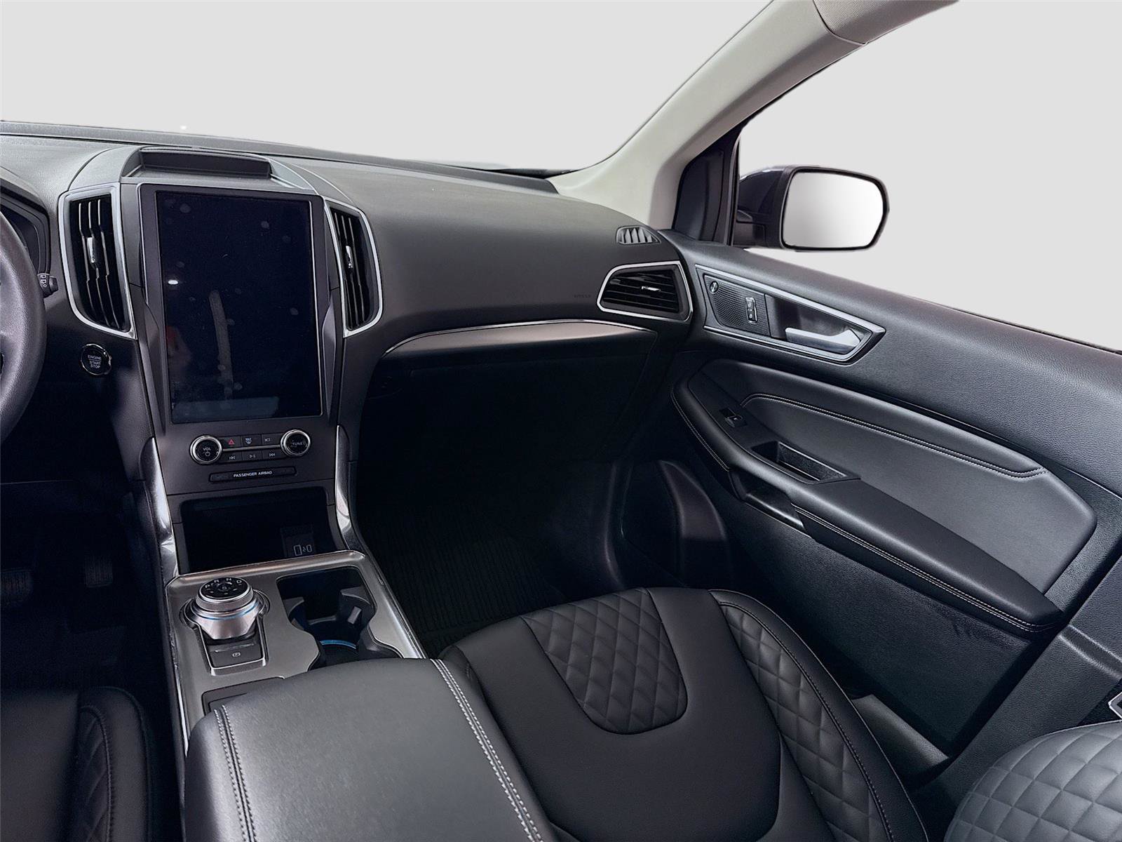 Used 2024 Ford Edge Titanium AWD/4WD image 15