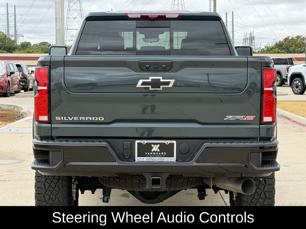 Used 2026 Chevrolet Silverado 2500 ZR2 AWD/4WD image 7