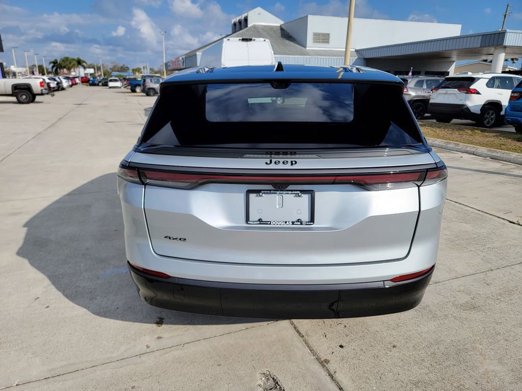 Used 2025 Jeep Wagoneer S Launch Edition image 4