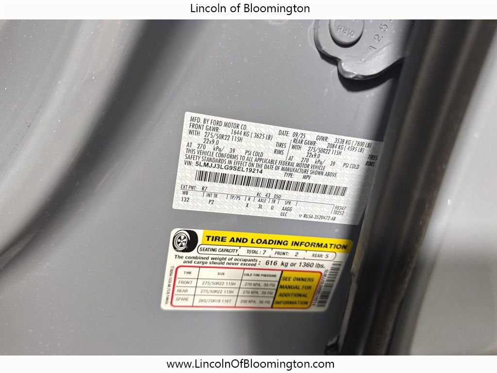 New 2025 Lincoln Navigator L Reserve w/ Jet Appearance Package image 59