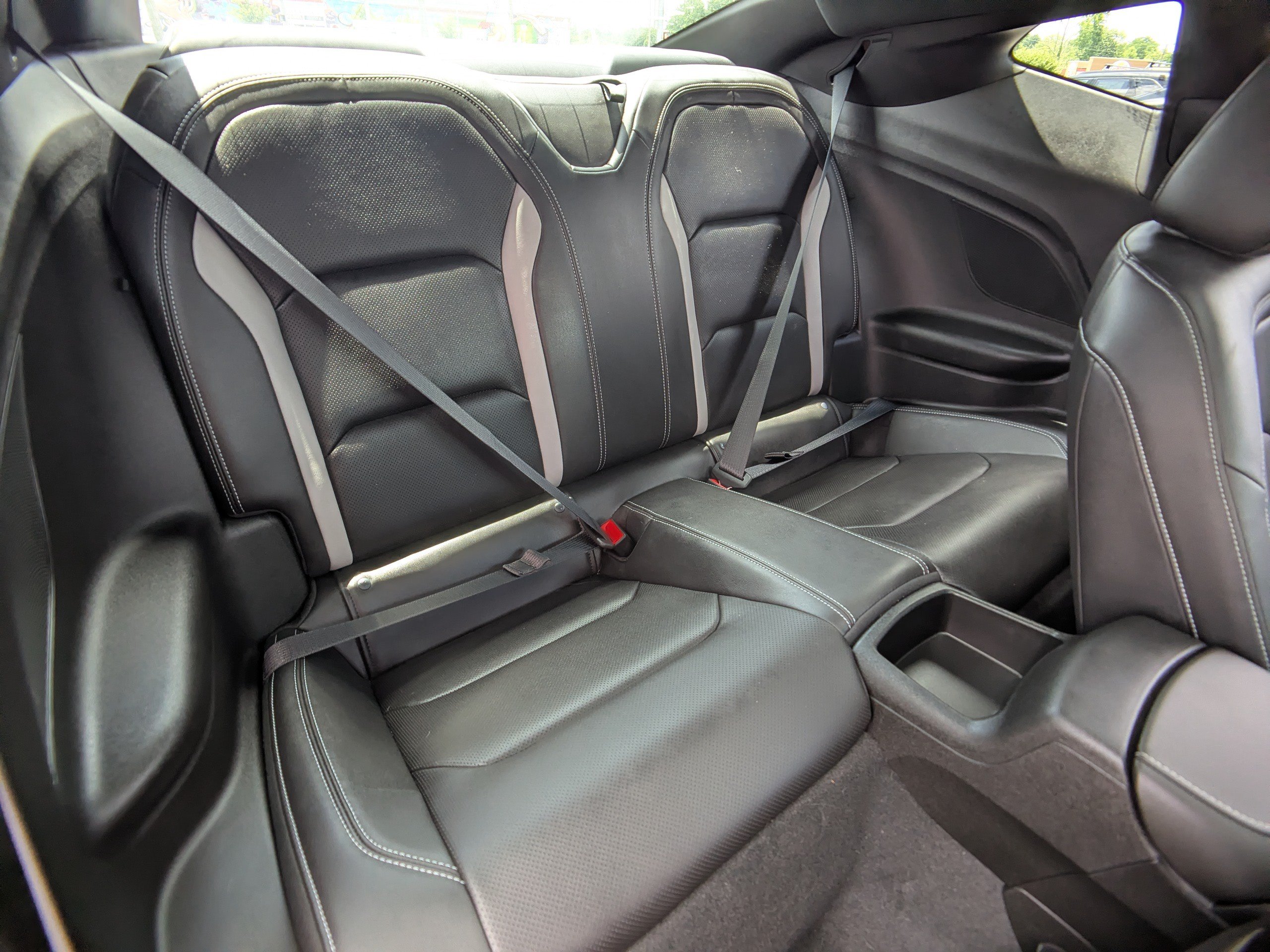 Used 2022 Chevrolet Camaro LT w/ RS Package RWD image 13