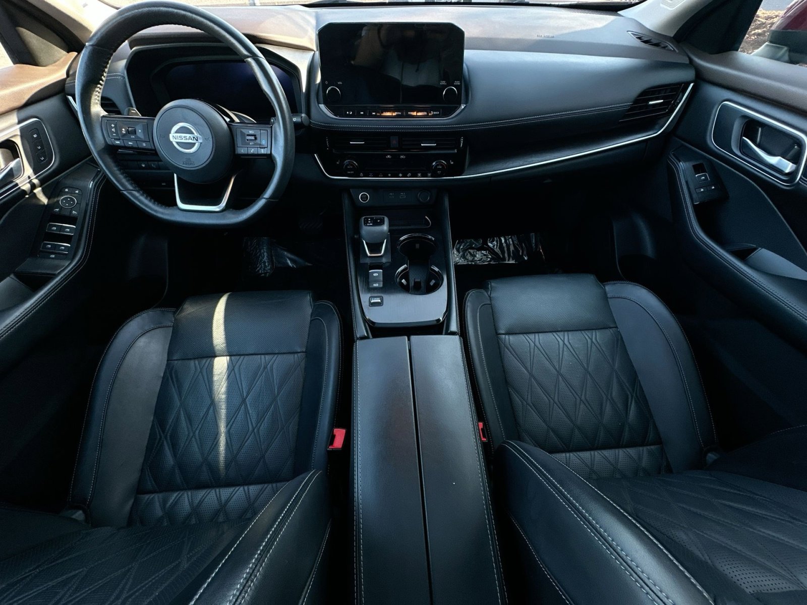 Used 2021 Nissan Rogue Platinum image 34