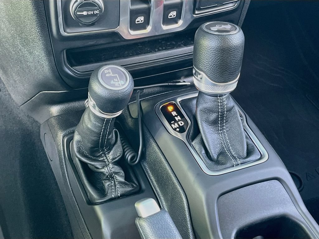 Certified 2026 Jeep Wrangler Sport AWD/4WD image 16