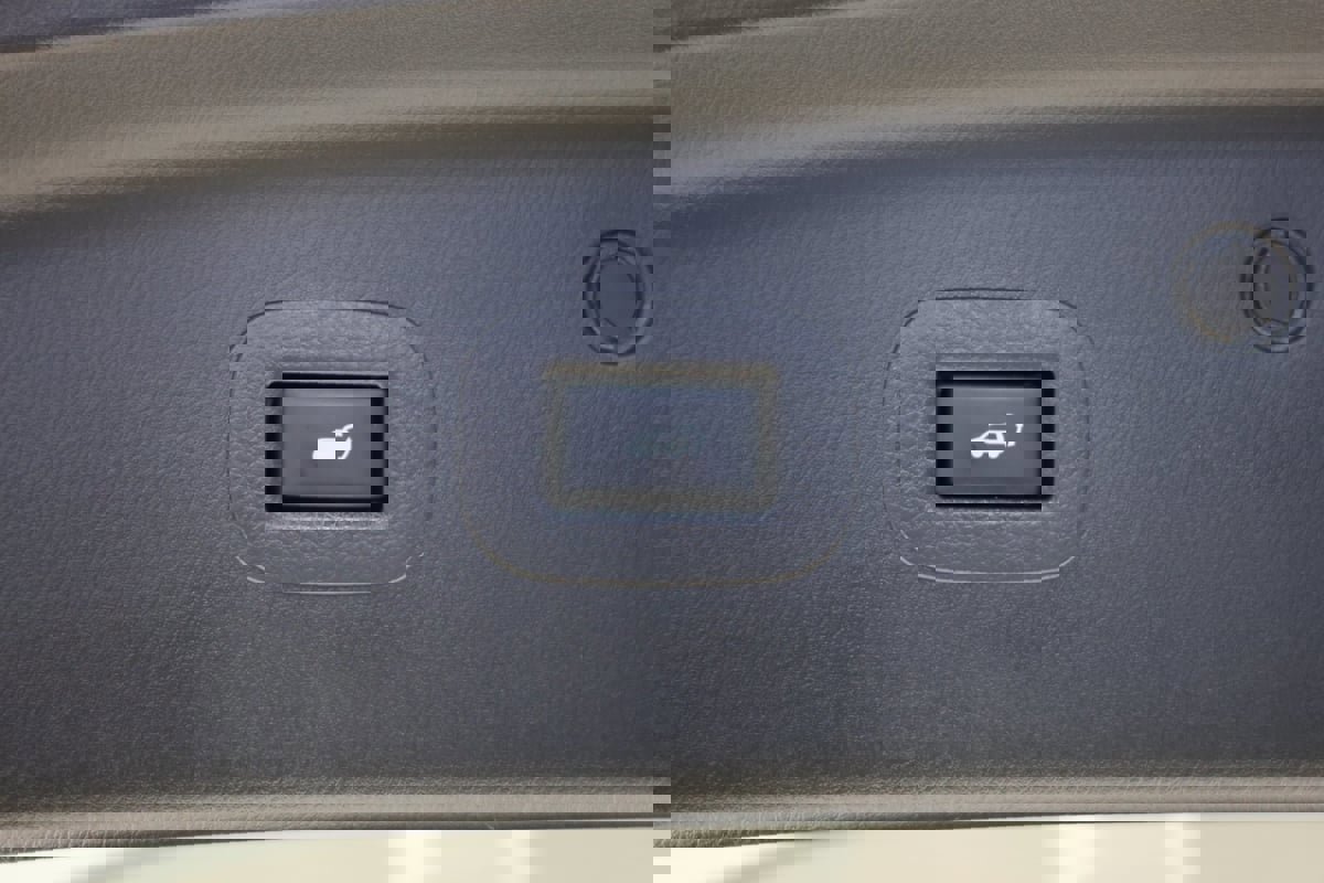 Used 2024 INFINITI QX80 Luxe image 48