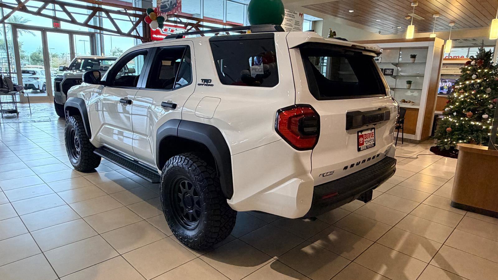 New 2025 Toyota 4Runner 4WD image 5