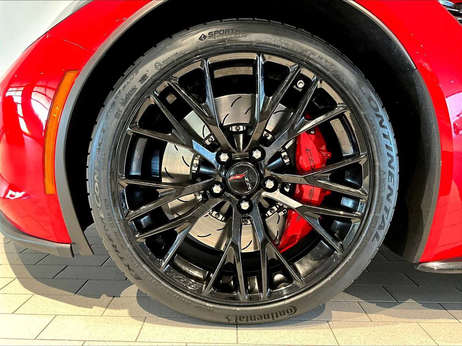 Used 2016 Chevrolet Corvette Z06 w/ 3LZ Preferred Equipment Group image 14