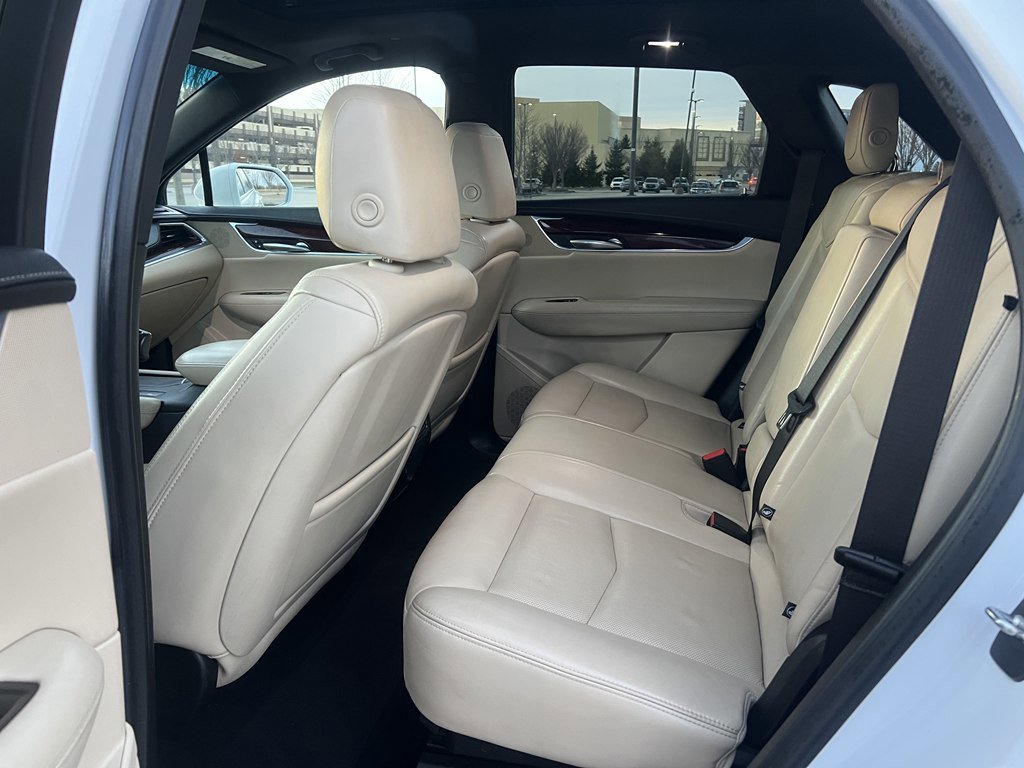 Used 2018 Cadillac XT5 Luxury image 15