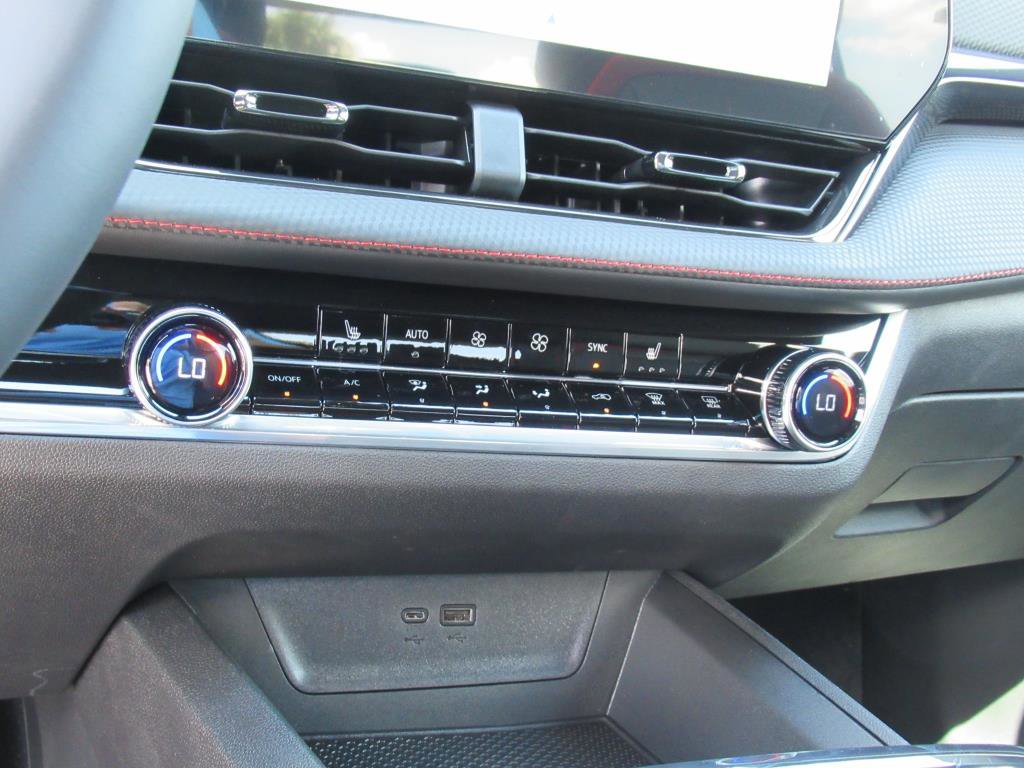 New 2026 Chevrolet Equinox RS image 25