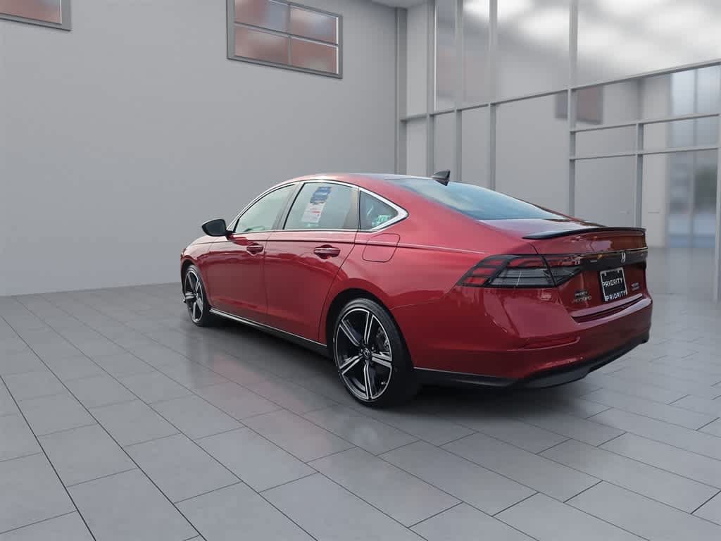 Used 2025 Honda Accord Sport image 7