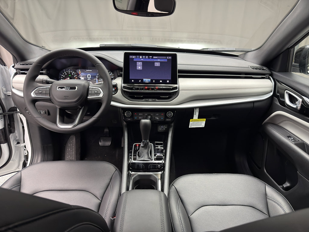 New 2026 Jeep Compass Limited image 8