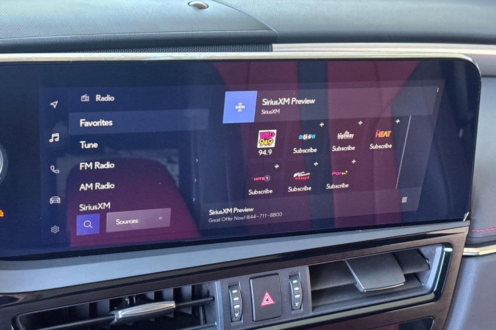 Used 2024 Lexus ES 300h F Sport w/ Accessory Package (Z2) image 15