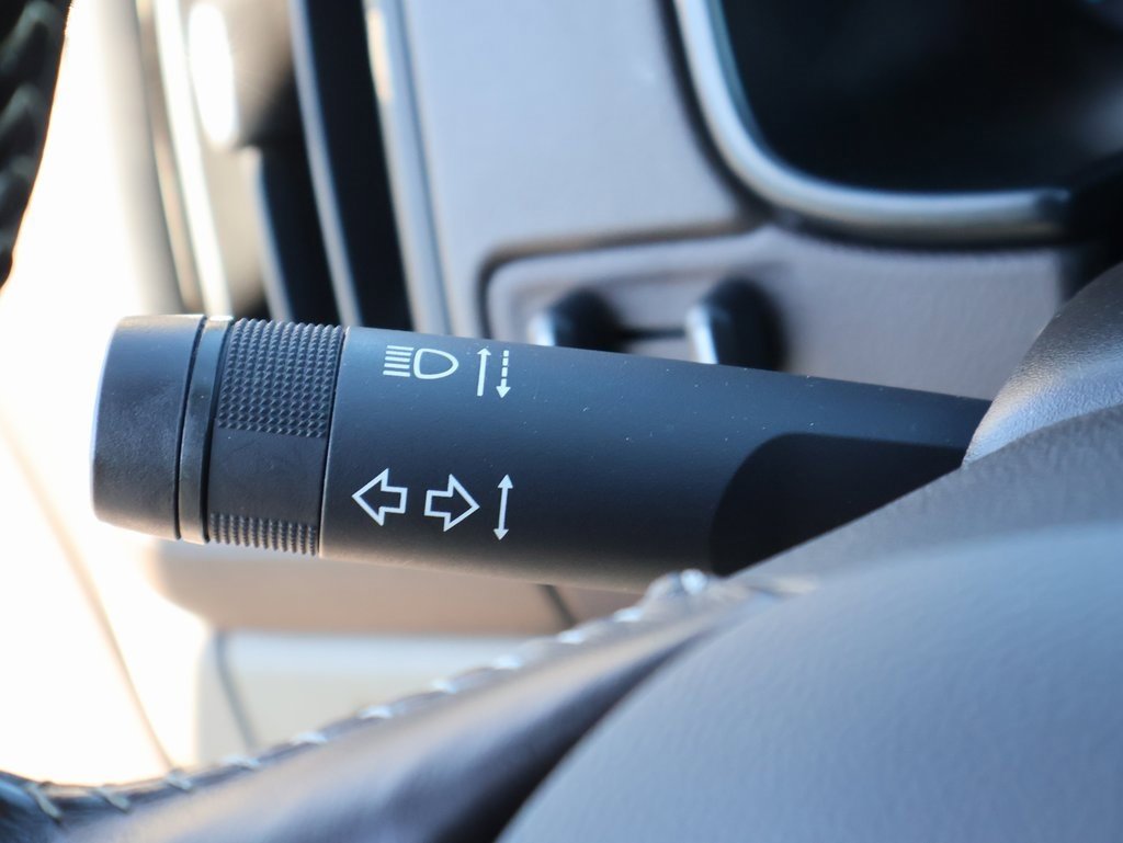 Used 2019 GMC Canyon SLT w/ Driver Alert Package image 34