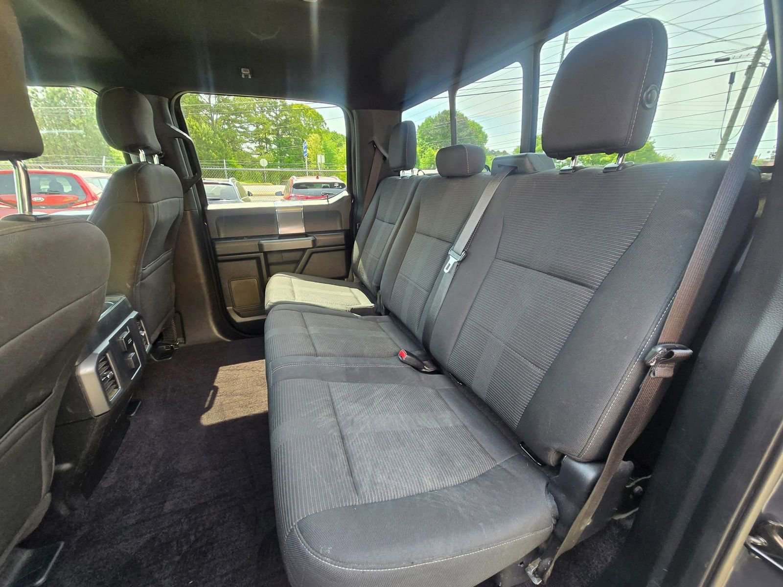 Used 2016 Ford F150 XLT w/ Equipment Group 302A Luxury AWD/4WD image 9