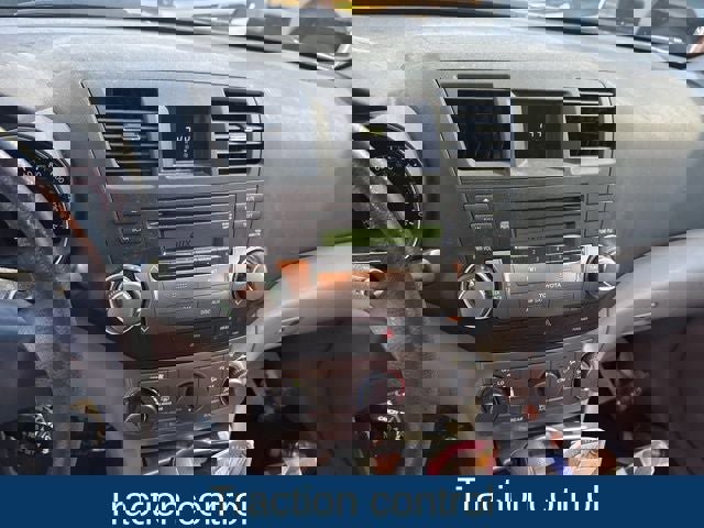 Used 2012 Toyota Highlander 4WD w/ Cold Weather Pkg image 8