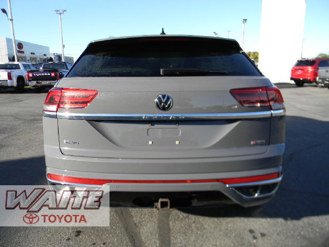 Used 2020 Volkswagen Atlas Cross Sport SE w/ Panoramic Sunroof Package AWD/4WD image 3