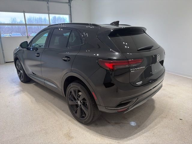 Certified 2023 Buick Envision Essence w/ Sport Touring Package AWD/4WD image 4