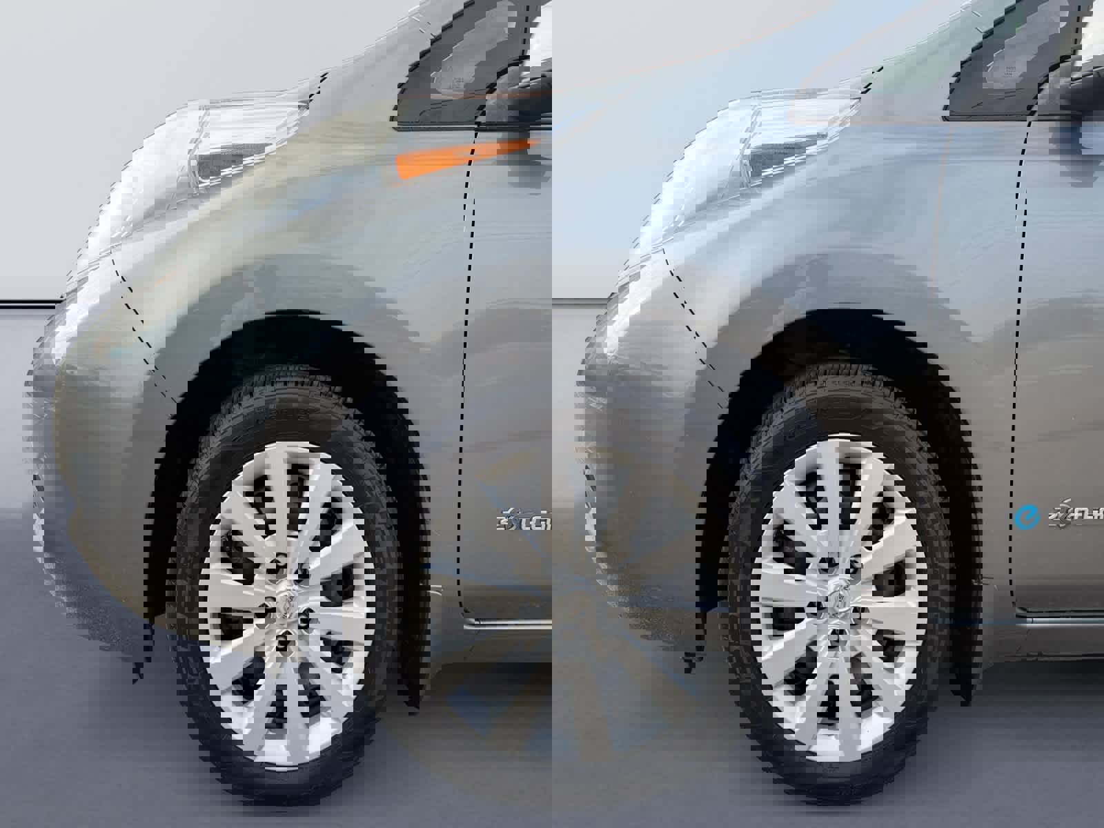 Used 2016 Nissan Leaf S w/ Charger Package image 9