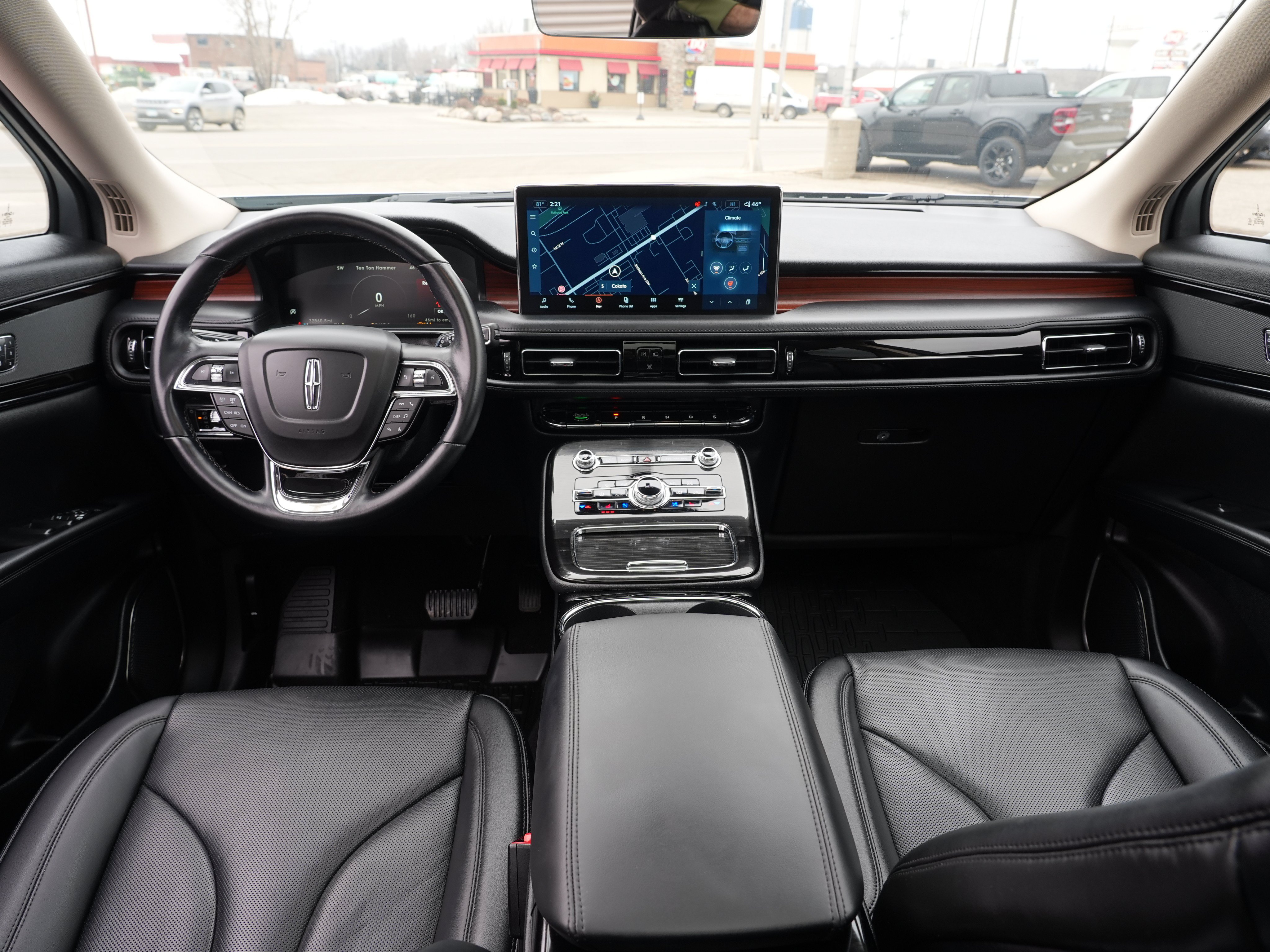 Used 2022 Lincoln Nautilus Reserve AWD/4WD image 29