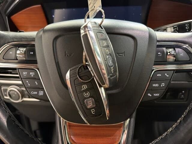 Used 2019 Lincoln Navigator L Reserve AWD/4WD image 60