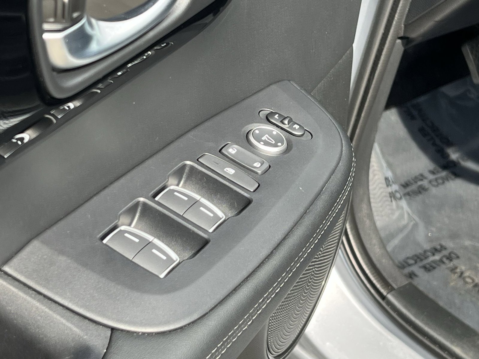 Certified 2025 Acura ADX FWD image 12