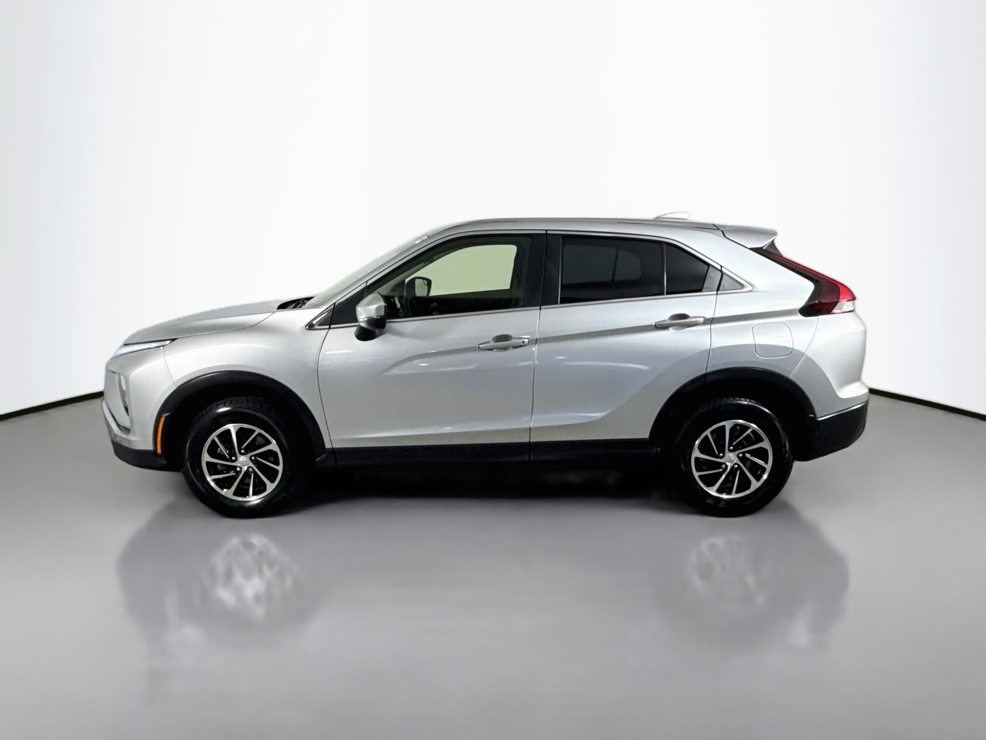Used 2022 Mitsubishi Eclipse Cross ES AWD/4WD image 6