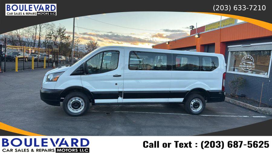 Used 2016 Ford Transit 350 XL image 4