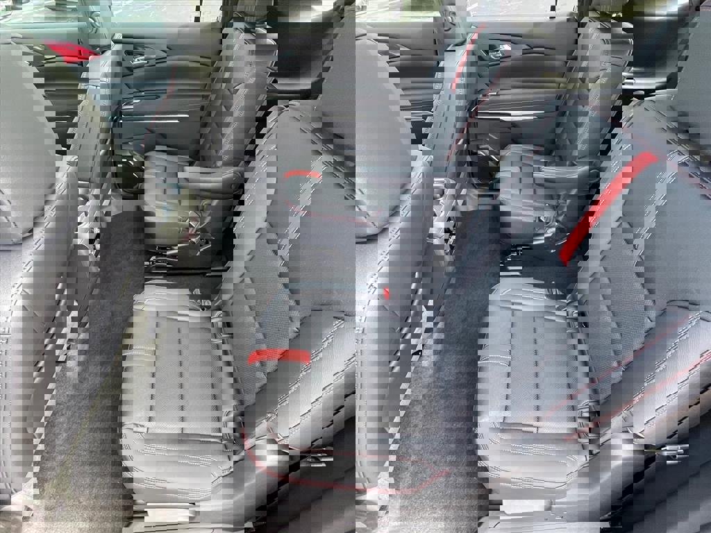 New 2026 Chevrolet Traverse RS image 24