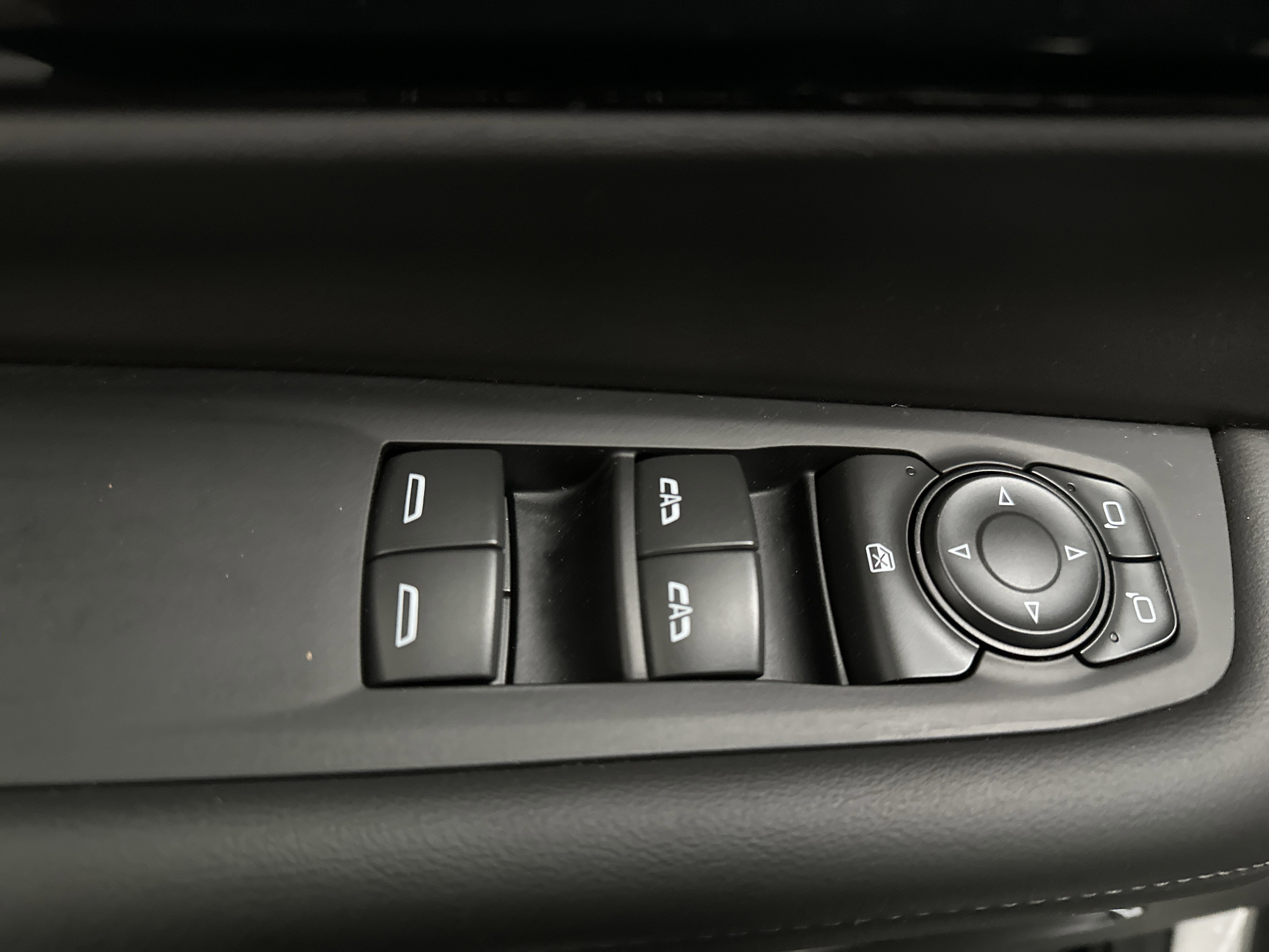 Used 2025 Chevrolet Tahoe LT image 22