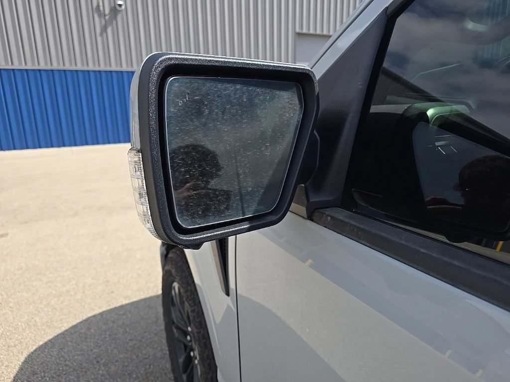 Used 2024 Ford F150 Lariat w/ Equipment Group 502A High AWD/4WD image 7
