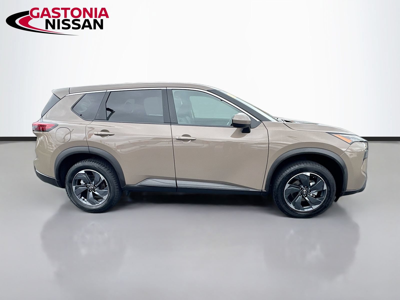 Used 2025 Nissan Rogue SV FWD image 10