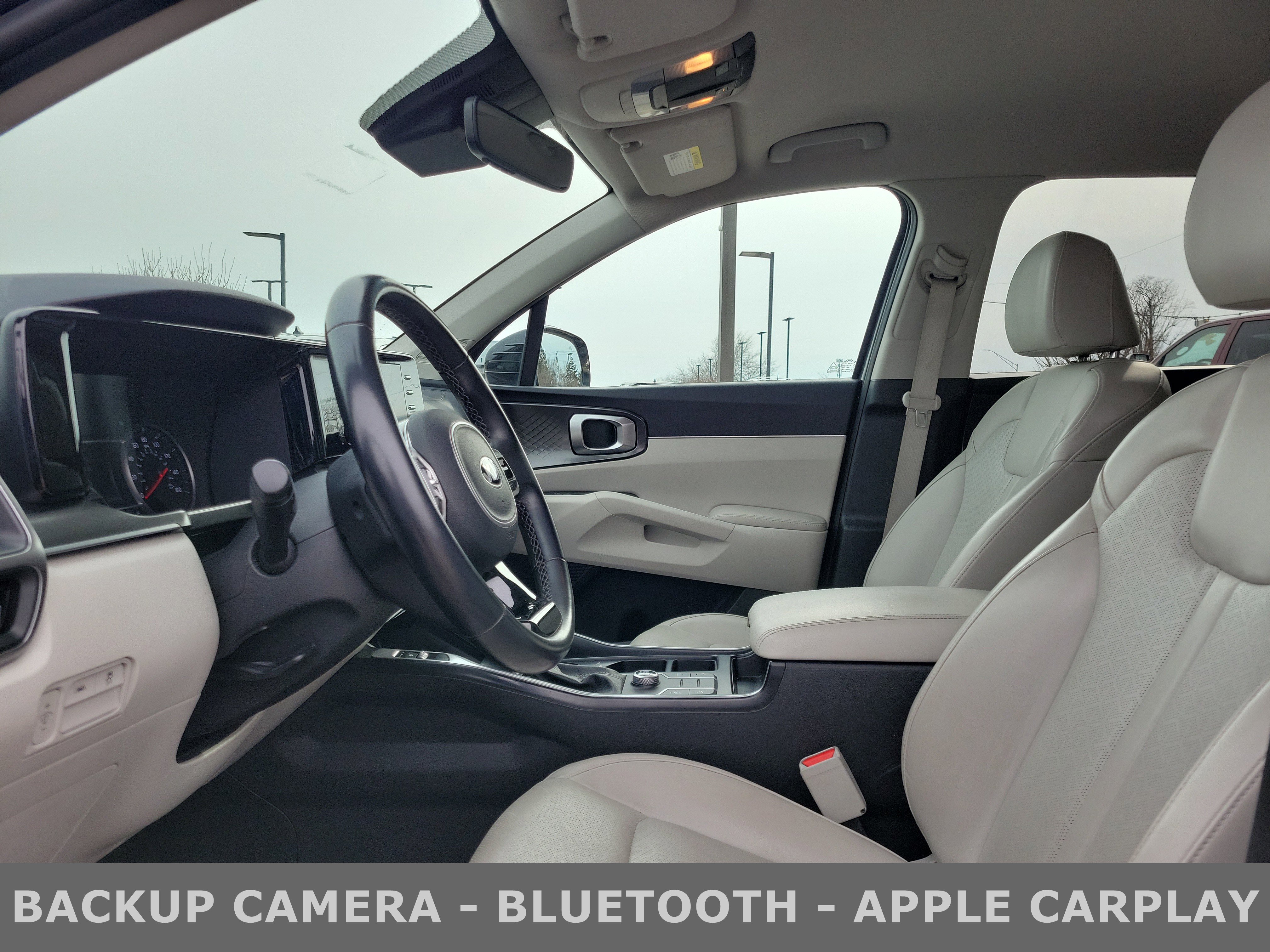 Used 2021 Kia Sorento S image 15