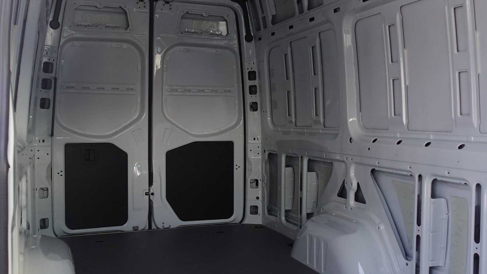New 2025 Mercedes-Benz Sprinter 2500 image 17