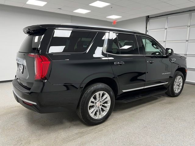Used 2024 GMC Yukon SLT AWD/4WD image 11