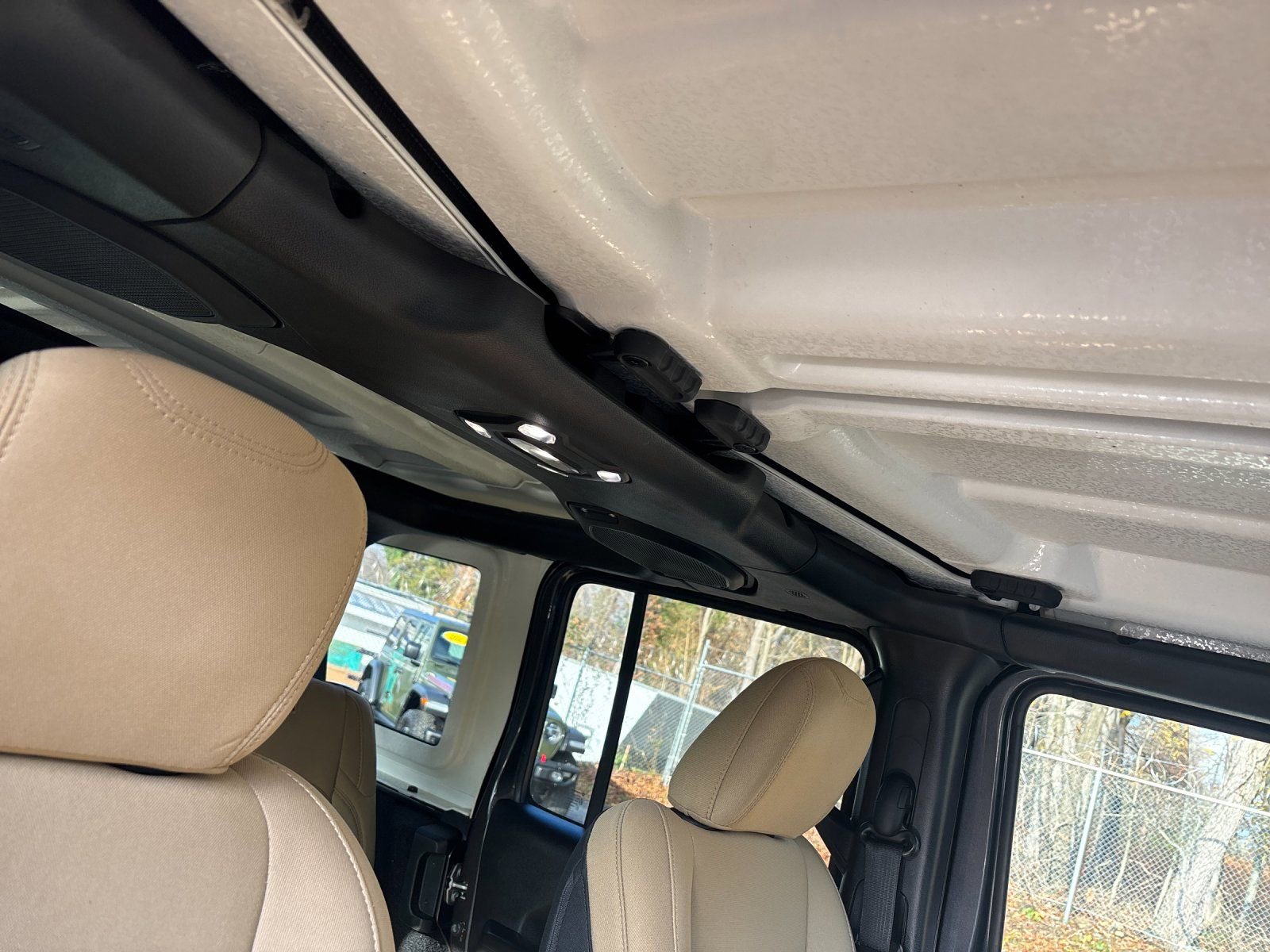 Used 2021 Jeep Wrangler Unlimited Sport image 18