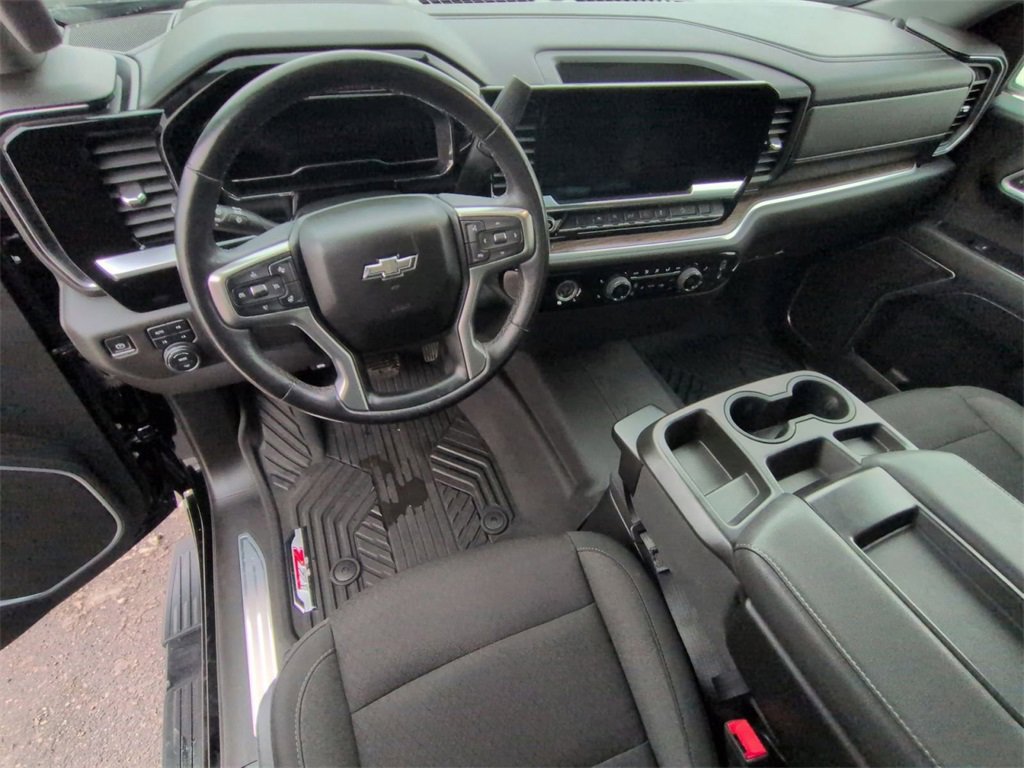 Used 2022 Chevrolet Silverado 1500 RST image 10