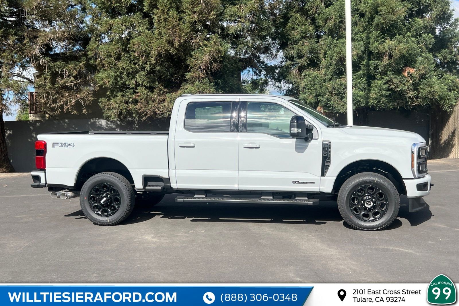 New 2026 Ford F350 Lariat w/ Black Appearance Package image 5