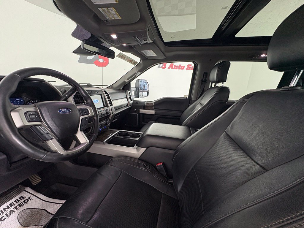 Used 2019 Ford F350 Lariat w/ Lariat Ultimate Package AWD/4WD image 16