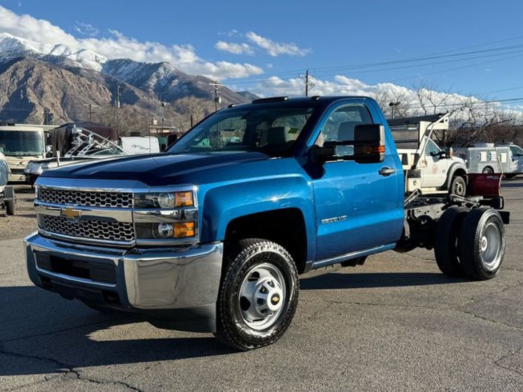 Used 2019 Chevrolet Silverado 3500 W/T w/ WT Convenience Package image 2