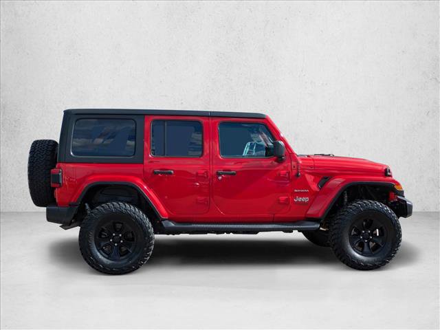 Used 2018 Jeep Wrangler Unlimited Sahara AWD/4WD image 4