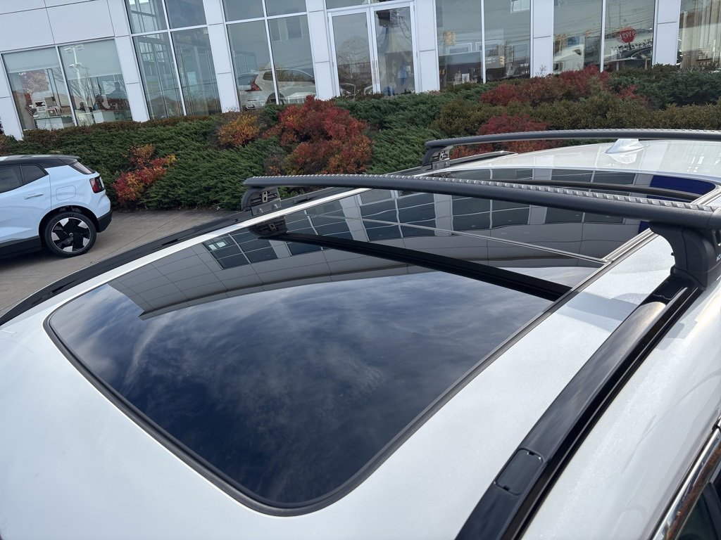 Used 2025 Acura MDX w/ Technology Package image 11