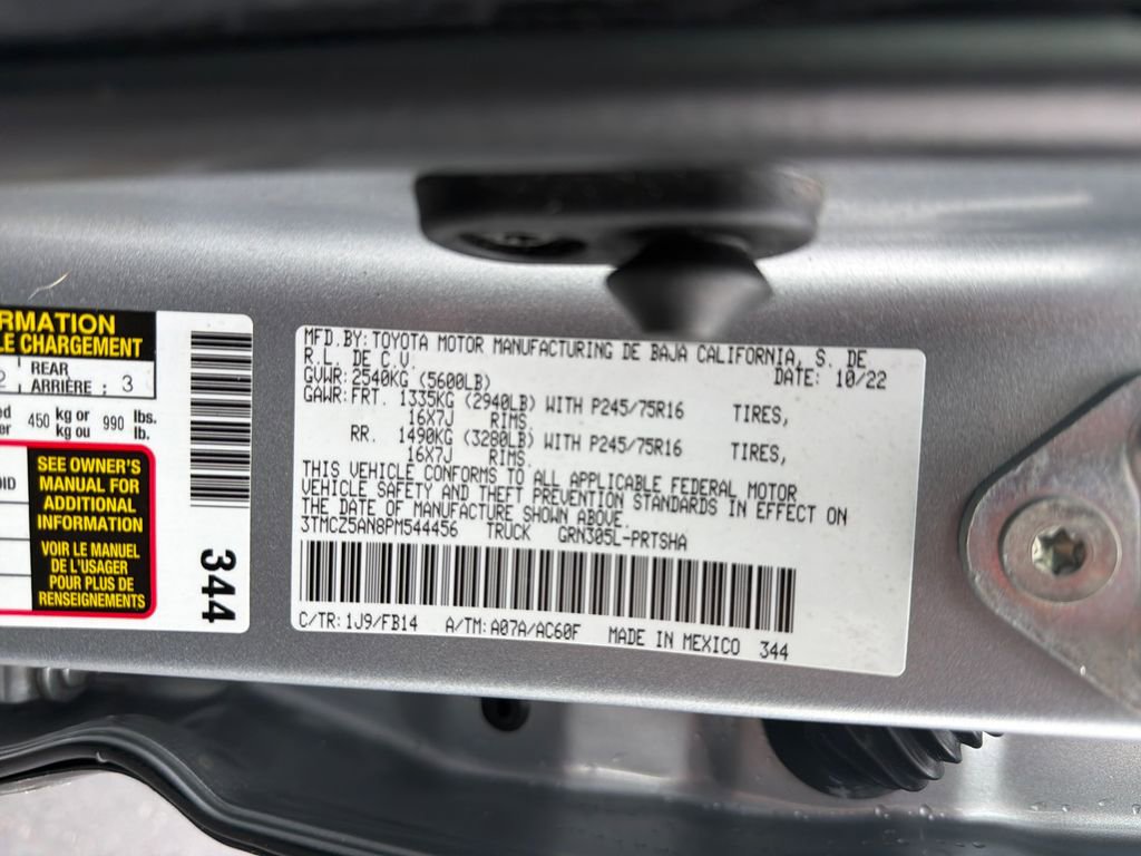 Used 2023 Toyota Tacoma SR AWD/4WD image 29