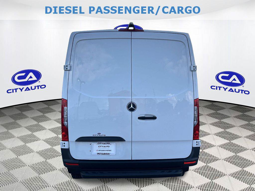 Used 2022 Mercedes-Benz Sprinter 2500 image 5