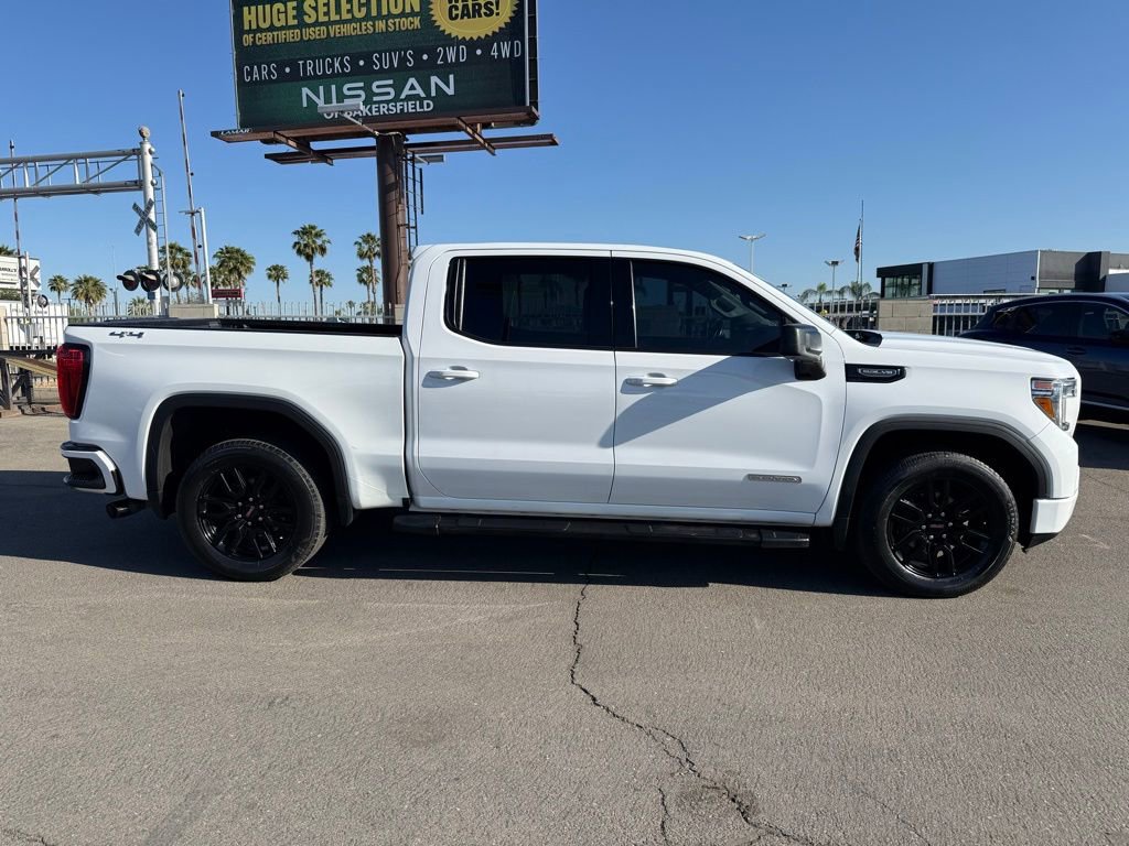 Used 2022 GMC Sierra 1500 Elevation w/ LPO, Elevation Black Package AWD/4WD image 7