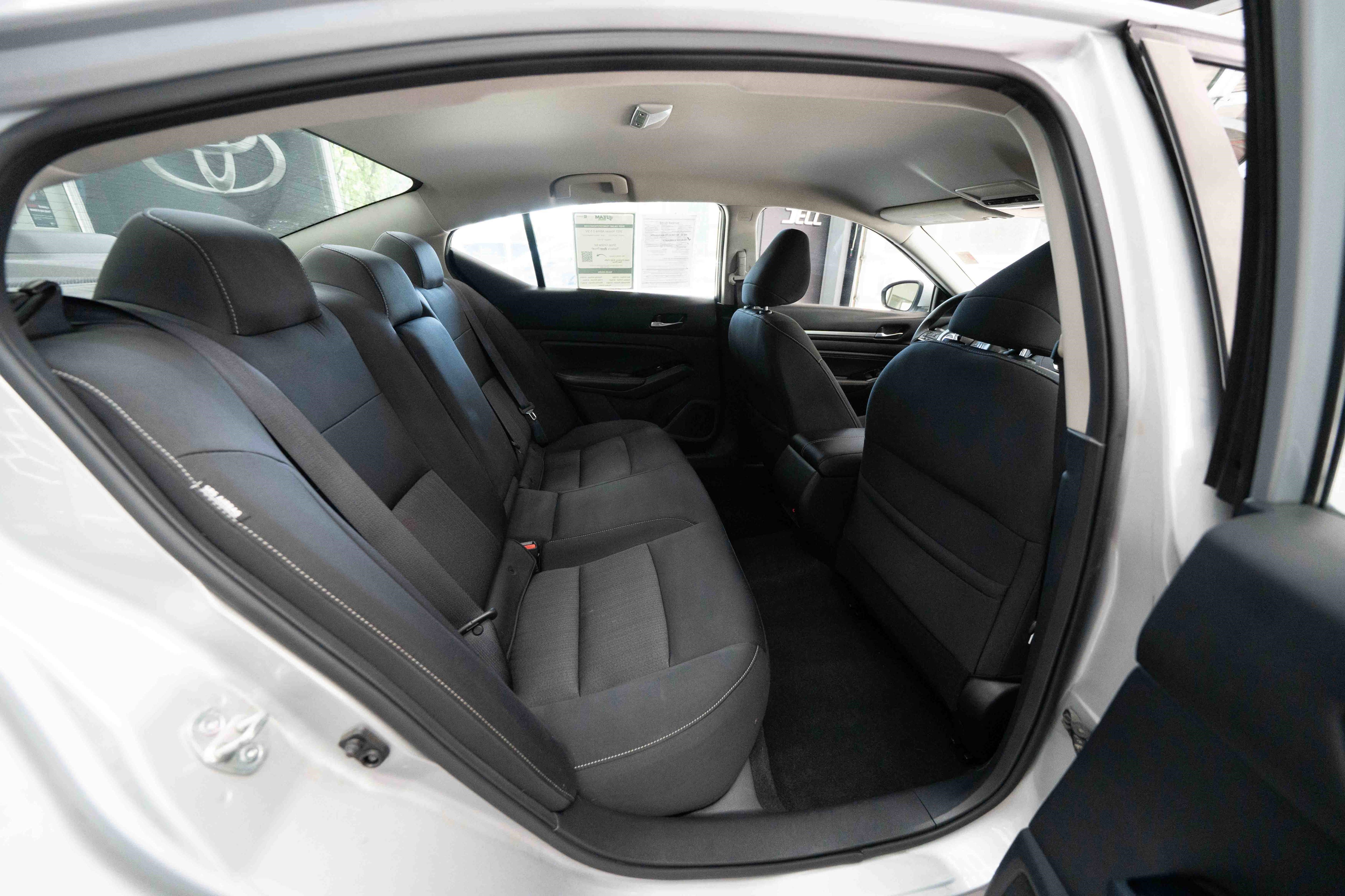 Used 2021 Nissan Altima 2.5 SV image 24