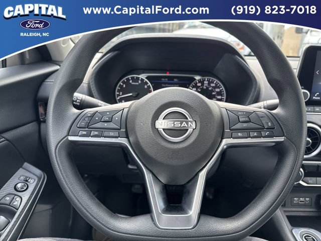 Used 2025 Nissan Sentra SV image 31