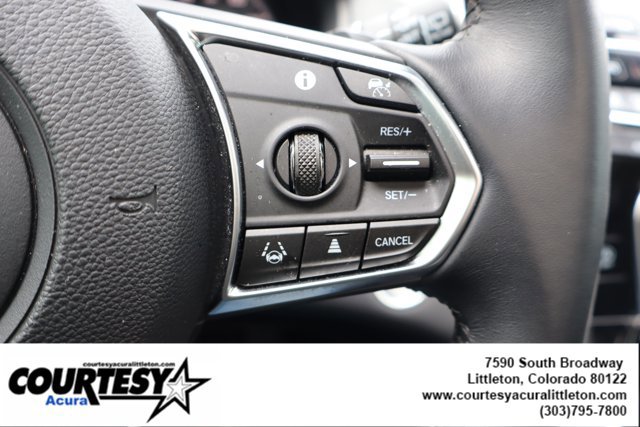 Used 2024 Acura RDX SH-AWD image 12