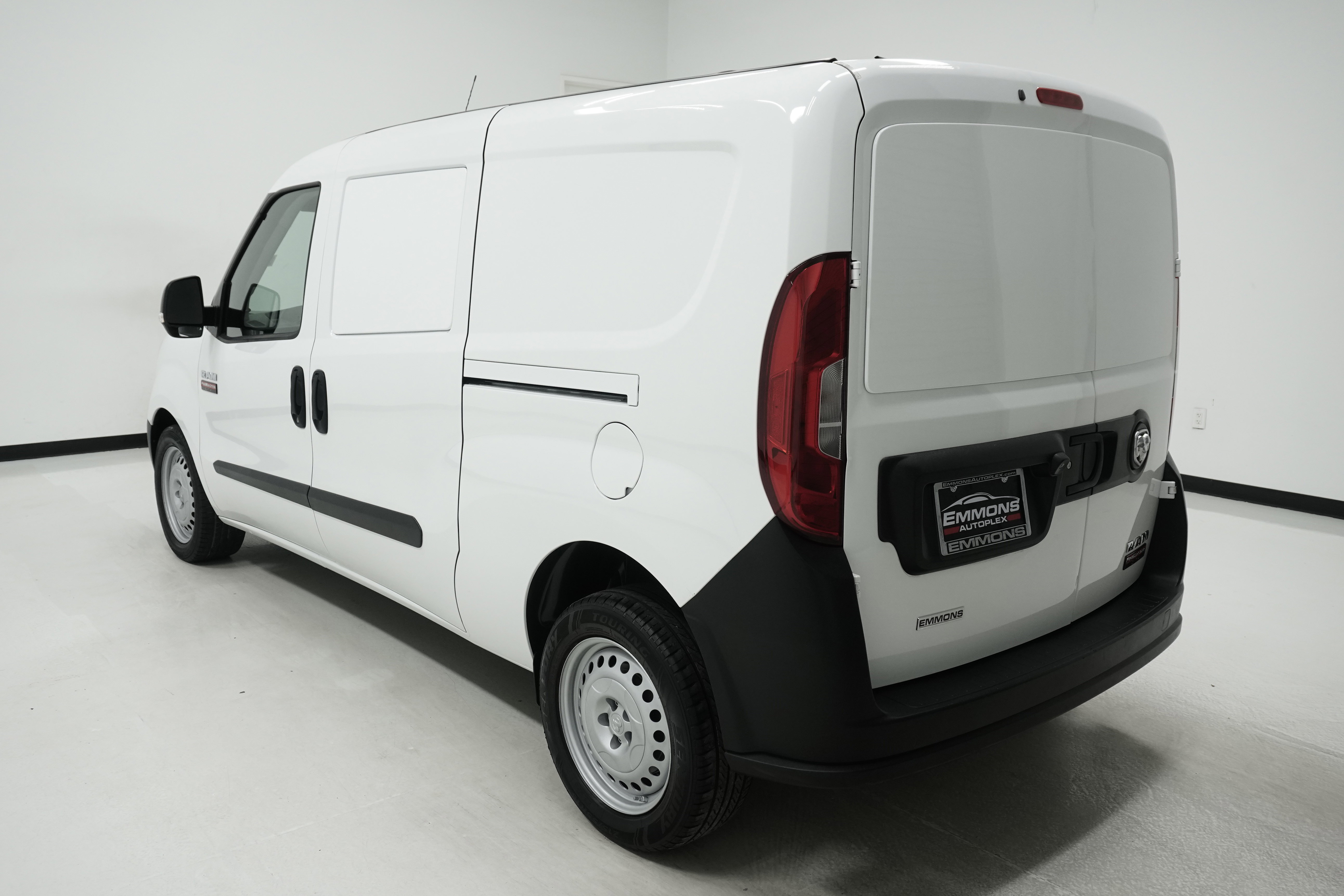 Used 2020 RAM ProMaster City Tradesman image 6