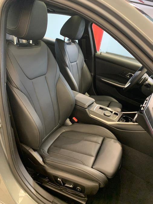 Used 2024 BMW 330i xDrive Sedan w/ Convenience Package image 62